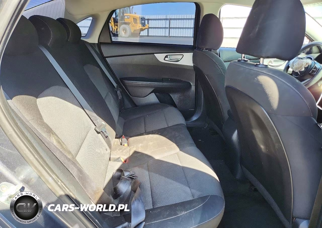 2022 Kia Forte Fe VIN:3KPF24AD0NE447228 - 10