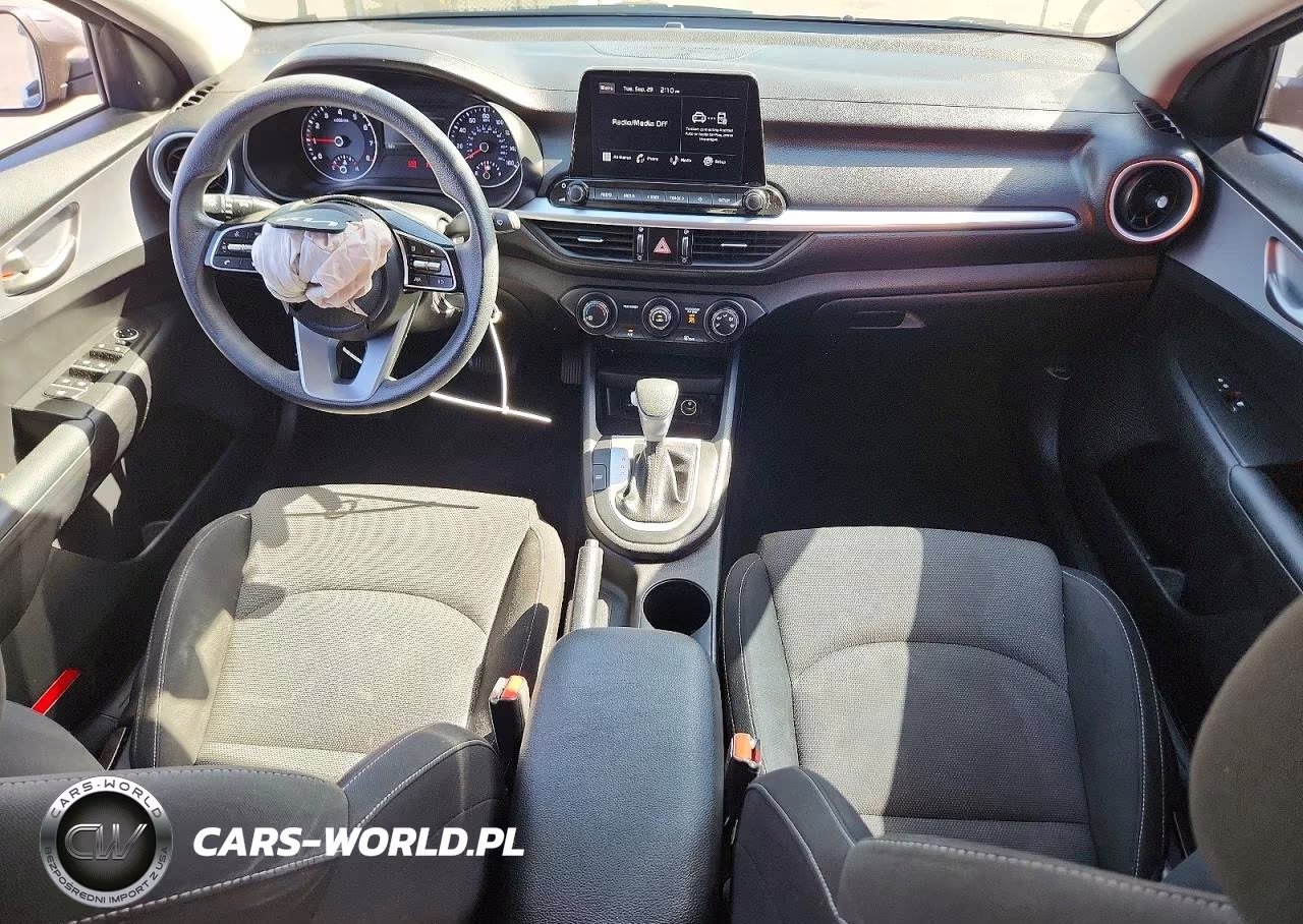 2022 Kia Forte Fe VIN:3KPF24AD0NE447228 - 8