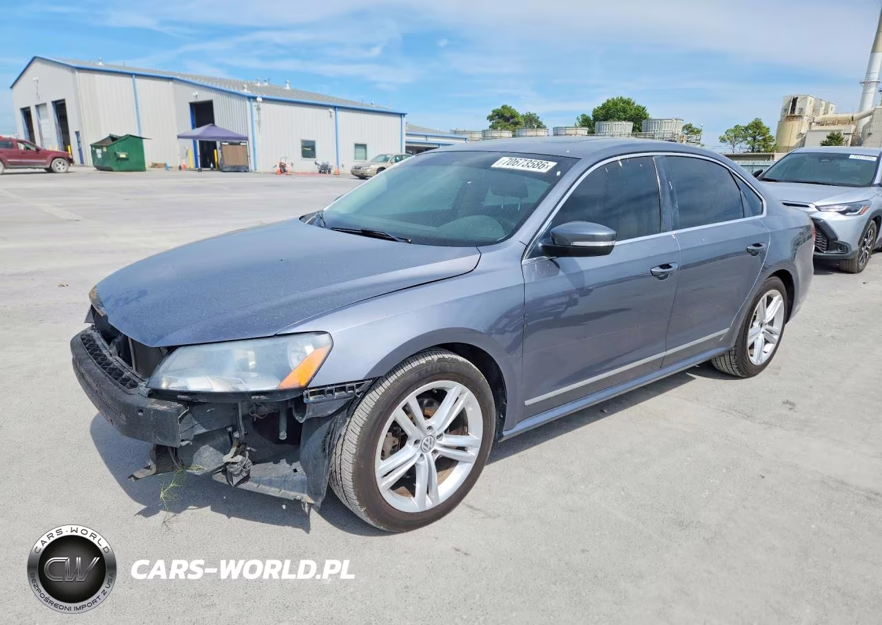 2013 Volkswagen Passat Sel