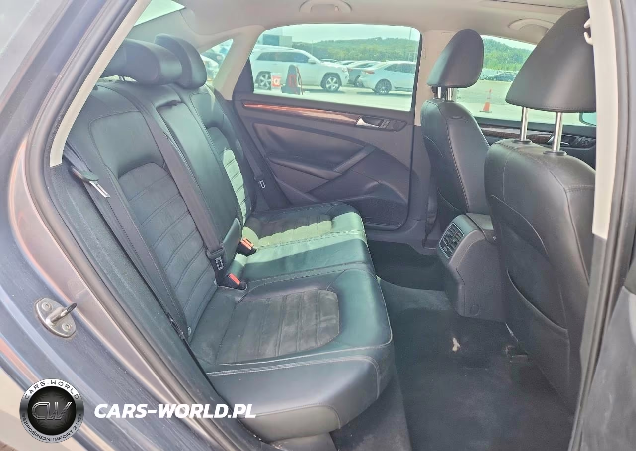 2013 Volkswagen Passat Sel VIN:1VWCN7A33DC108131 - 10