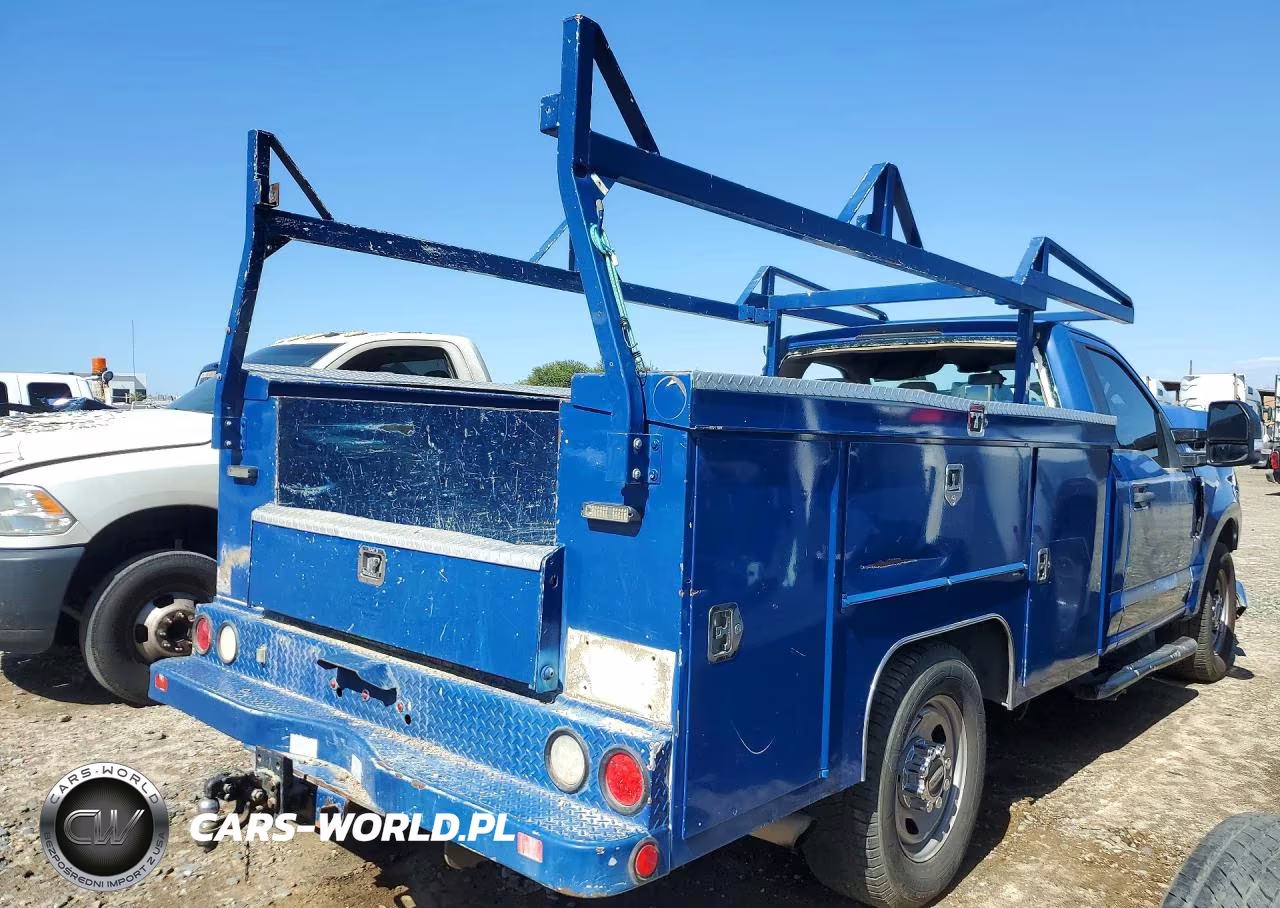 2019 Ford F350 Super Duty VIN:1FDRF3E63KEC36518 - 3