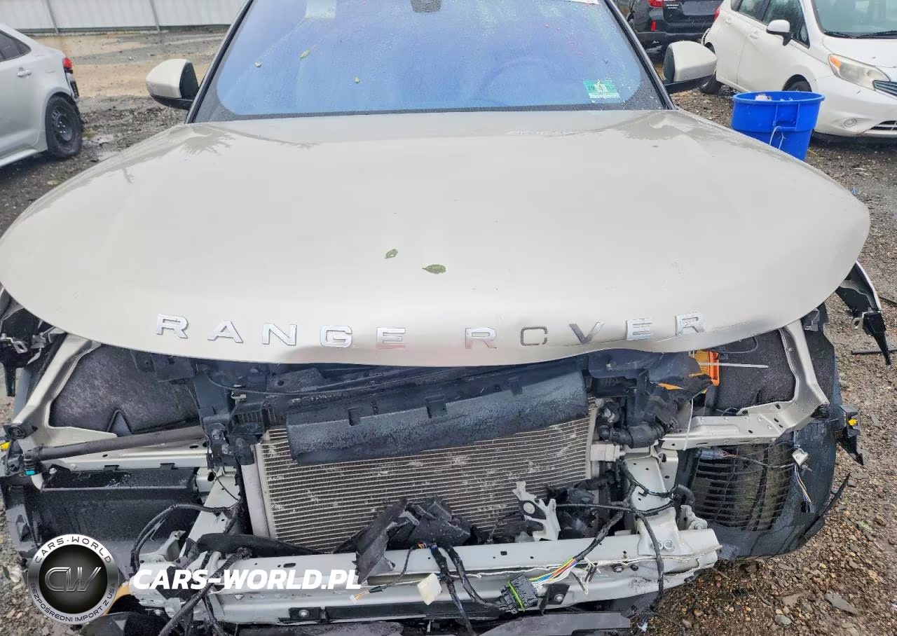 2018 Land Rover Range Rover Velar S VIN:SALYB2RX8JA724404 - 14