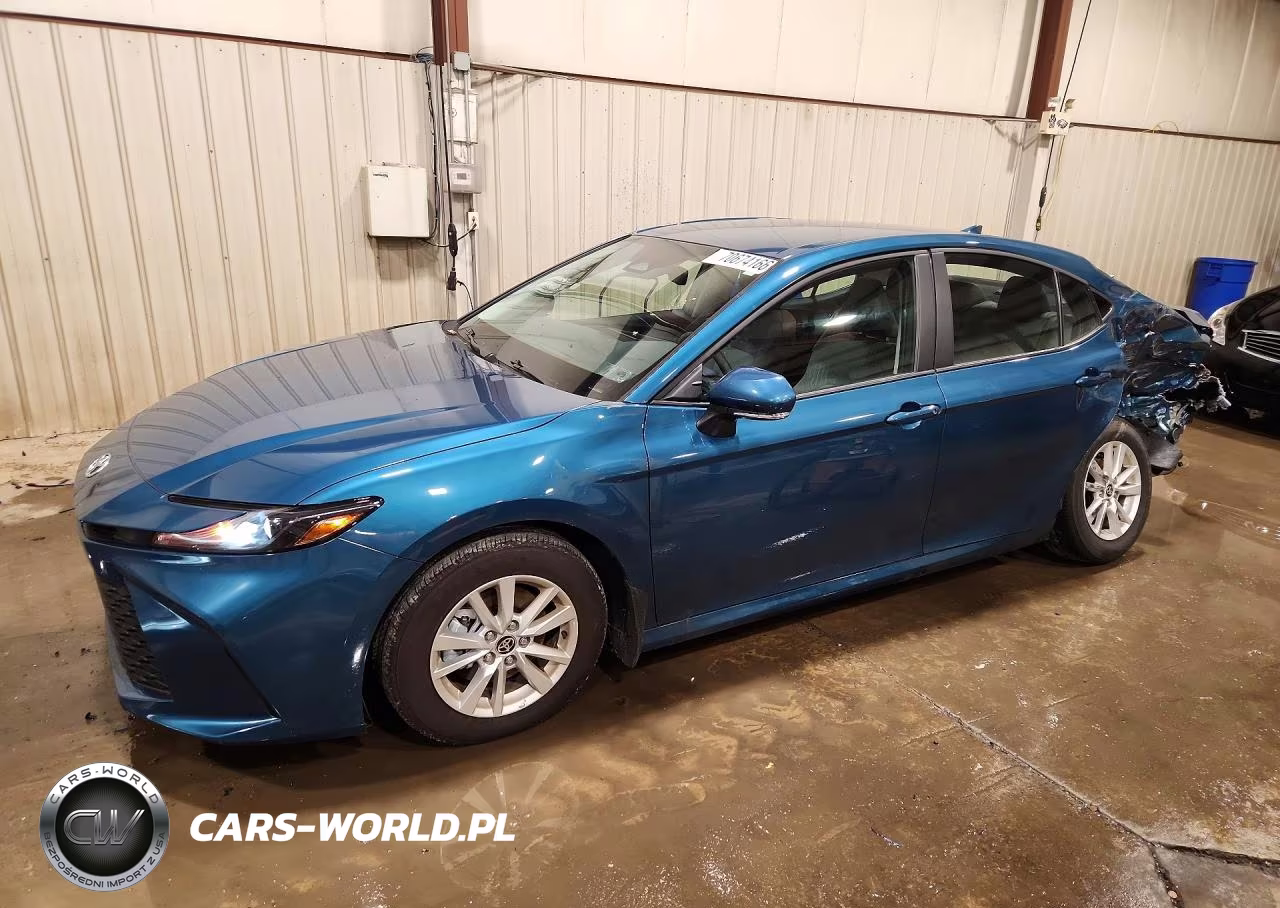 2026 Toyota Camry Le – zdjęcie 1 z 12