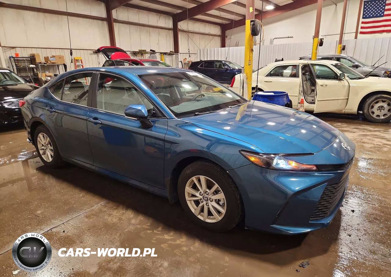 2026 Toyota Camry Le VIN:4T1DAACK0TU900407 - 4