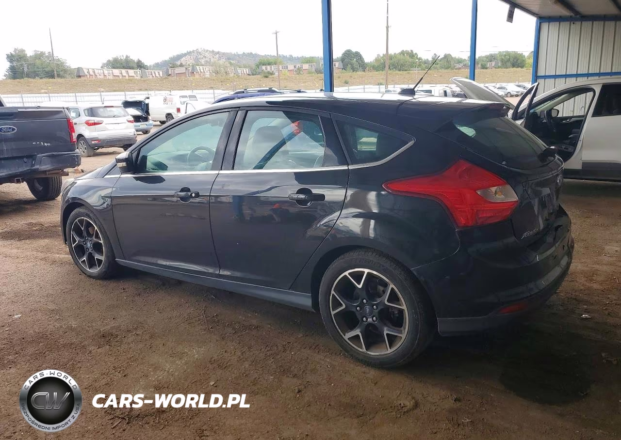 2012 Ford Focus Titanium VIN:1FAHP3N29CL415580 - 2