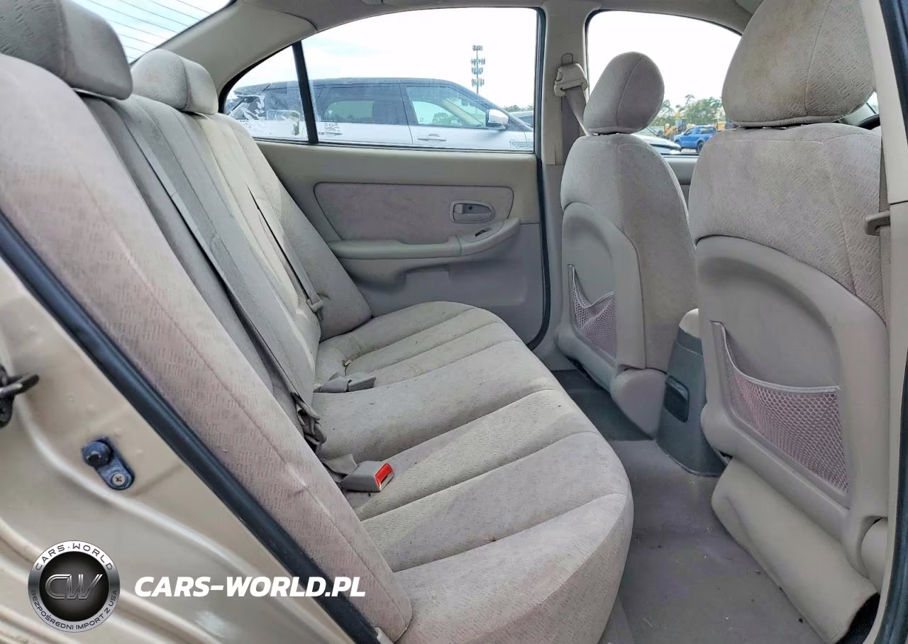 2005 Hyundai Elantra Gls VIN:KMHDN46D15U124293 - 10