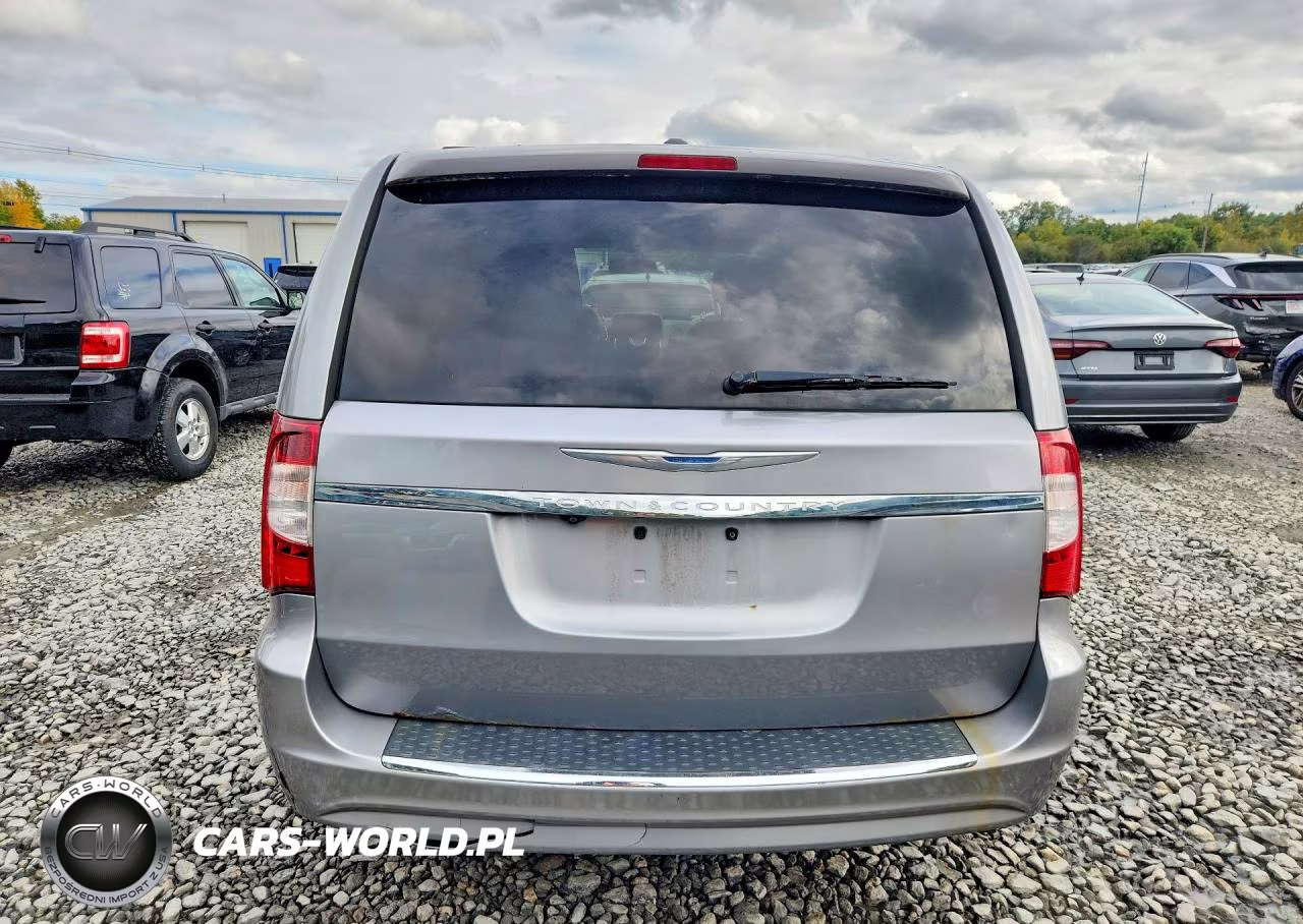 2014 Chrysler Town & Country Touring VIN:2C4RC1BG9ER329453 - 6