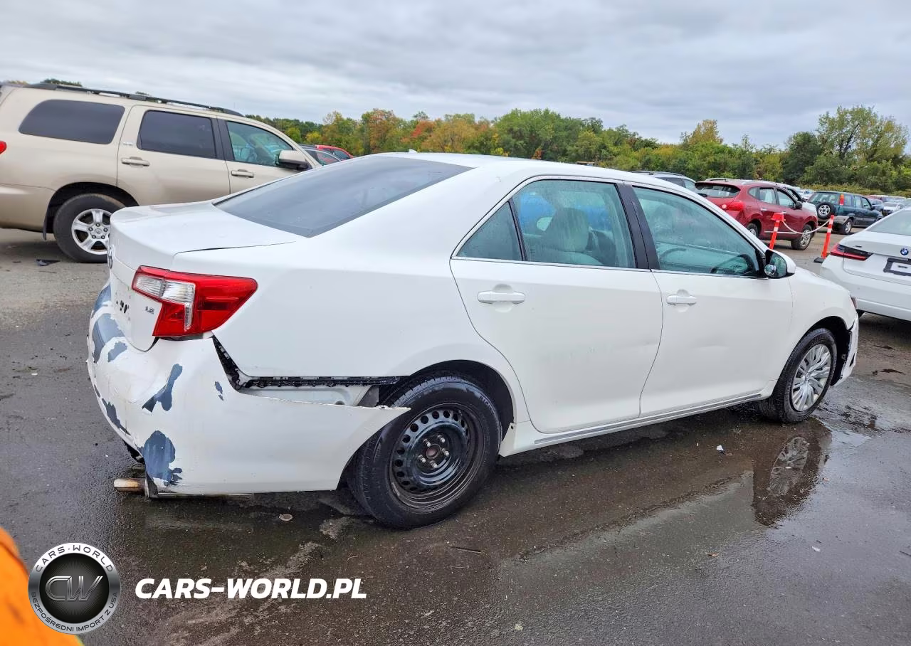 2012 Toyota Camry Le VIN:4T1BF1FK1CU575528 - 3