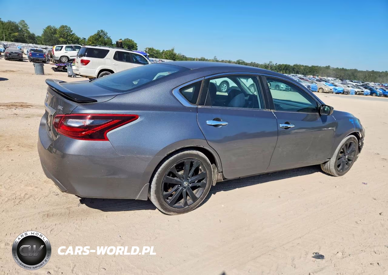 2017 Nissan Altima 2.5 Sr VIN:1N4AL3AP9HC195573 - 3