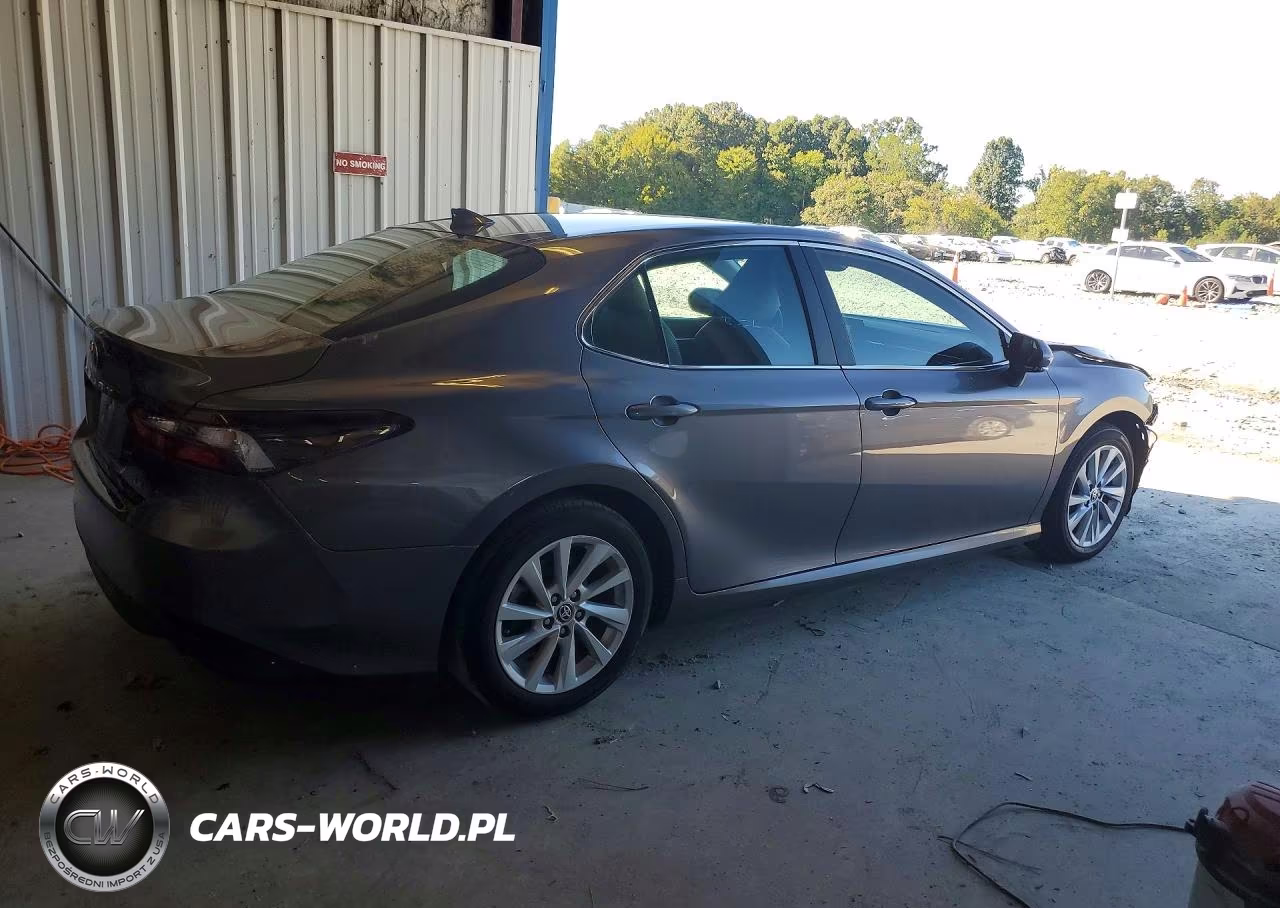 2021 Toyota Camry Le VIN:4T1R11AK5MU421166 - 3