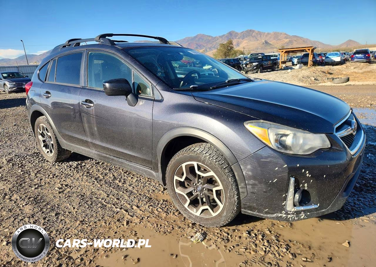 2017 Subaru Crosstrek Premium VIN:JF2GPABC8H8214921 - 4
