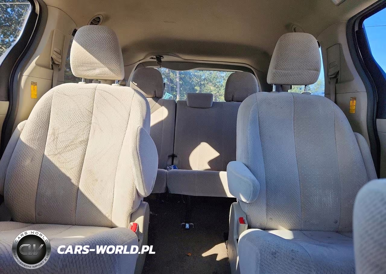 2014 Toyota Sienna Le VIN:5TDJK3DC8ES082228 - 10