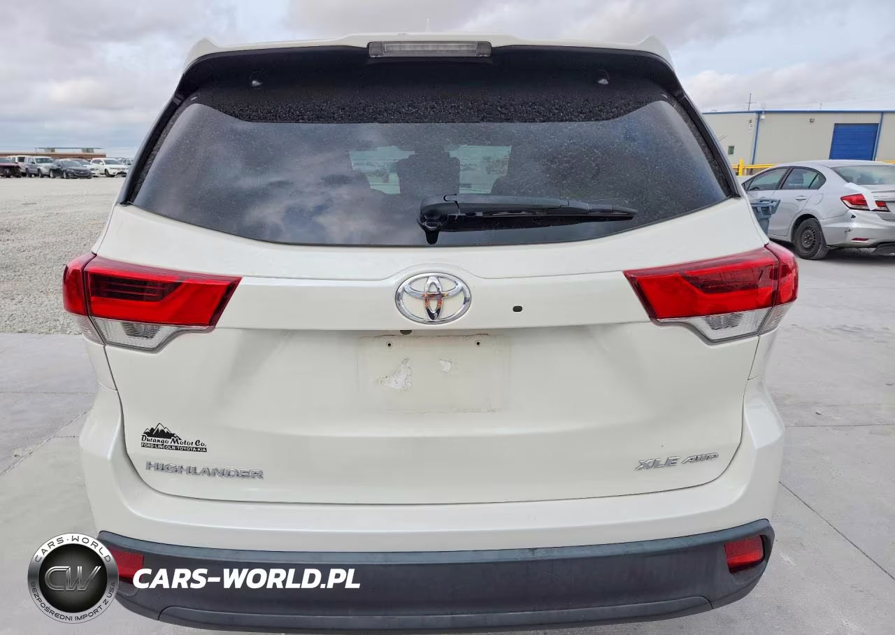 2019 Toyota Highlander Xle VIN:5TDJZRFH6KS958748 - 6