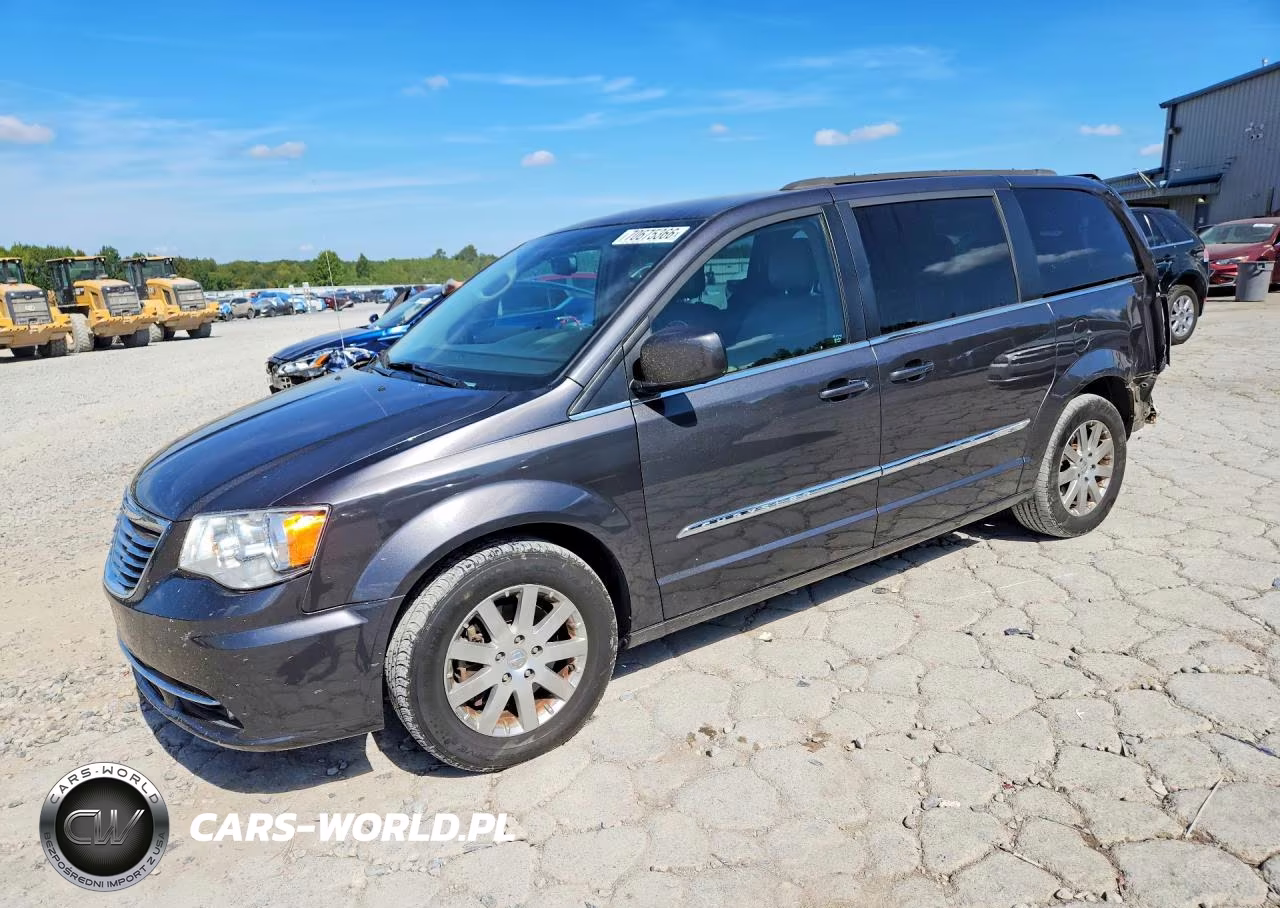 2016 Chrysler Town & Country Touring VIN:2C4RC1BG8GR157564 - 1