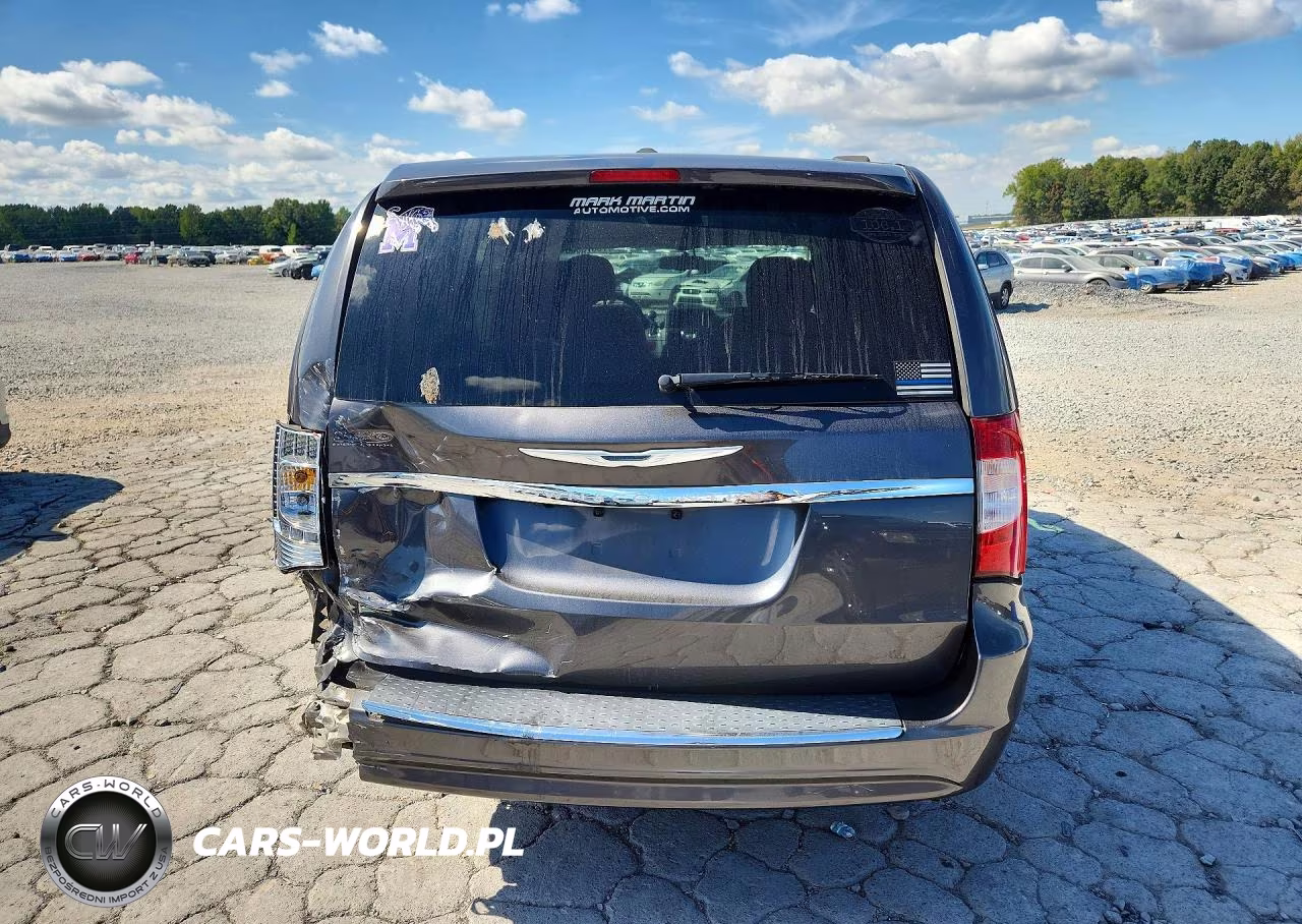 2016 Chrysler Town & Country Touring VIN:2C4RC1BG8GR157564 - 6