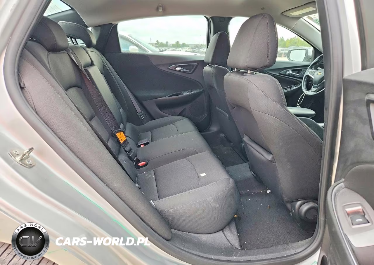 2018 Chevrolet Malibu Lt VIN:1G1ZD5ST7JF277087 - 10