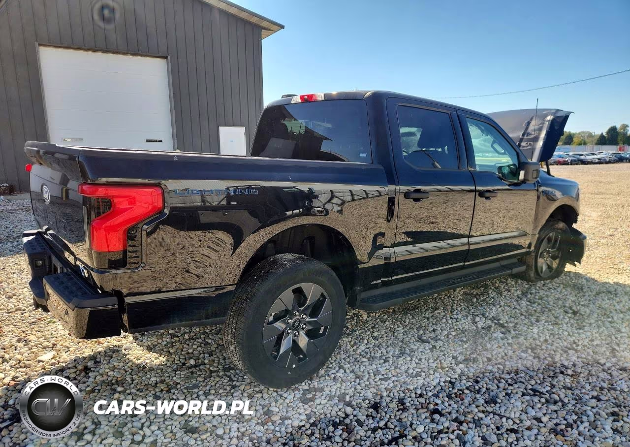 2024 Ford F150 Lightning Xlt VIN:1FTVW3LK4RWG06236 - 3