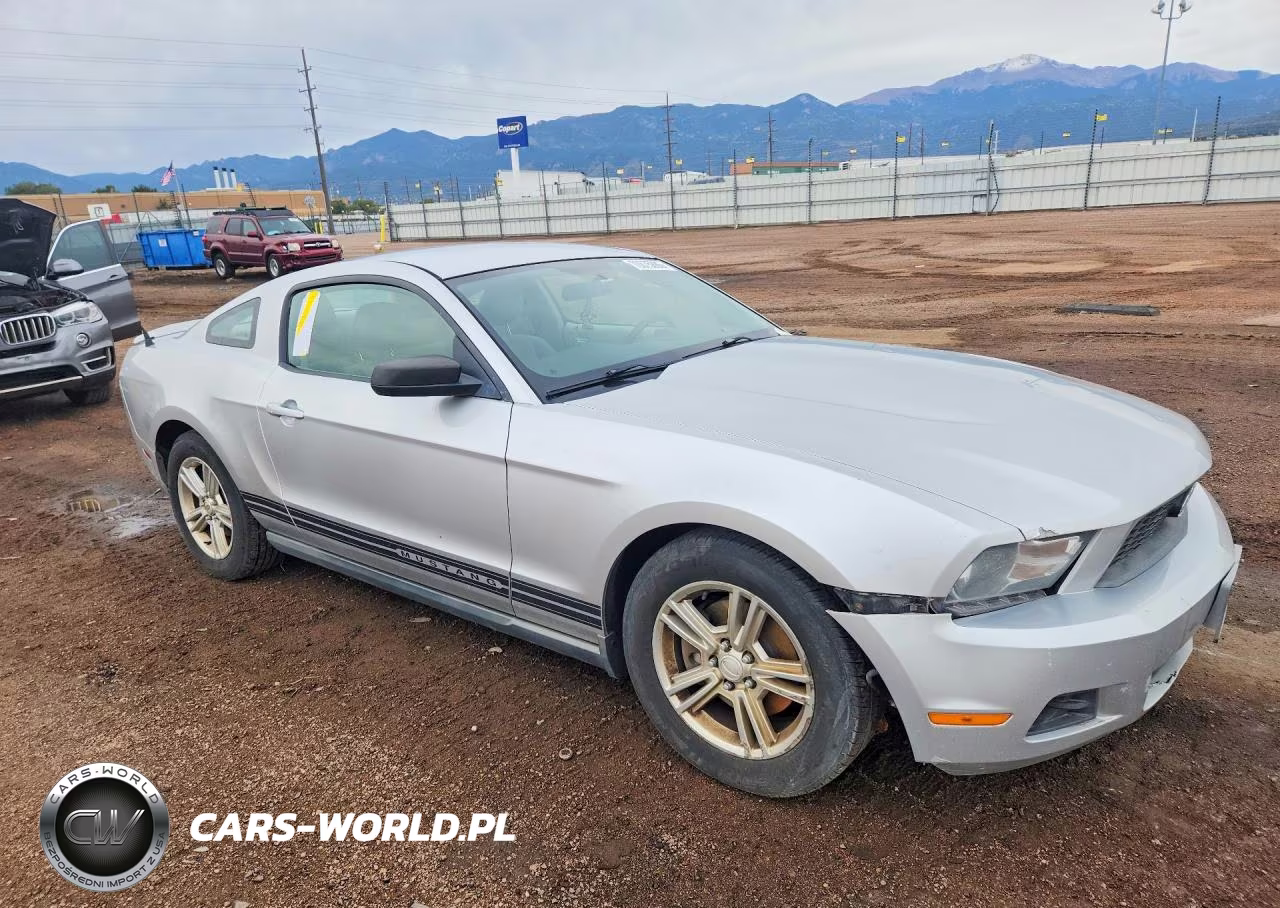 2011 Ford Mustang VIN:1ZVBP8AMXB5105670 - 4