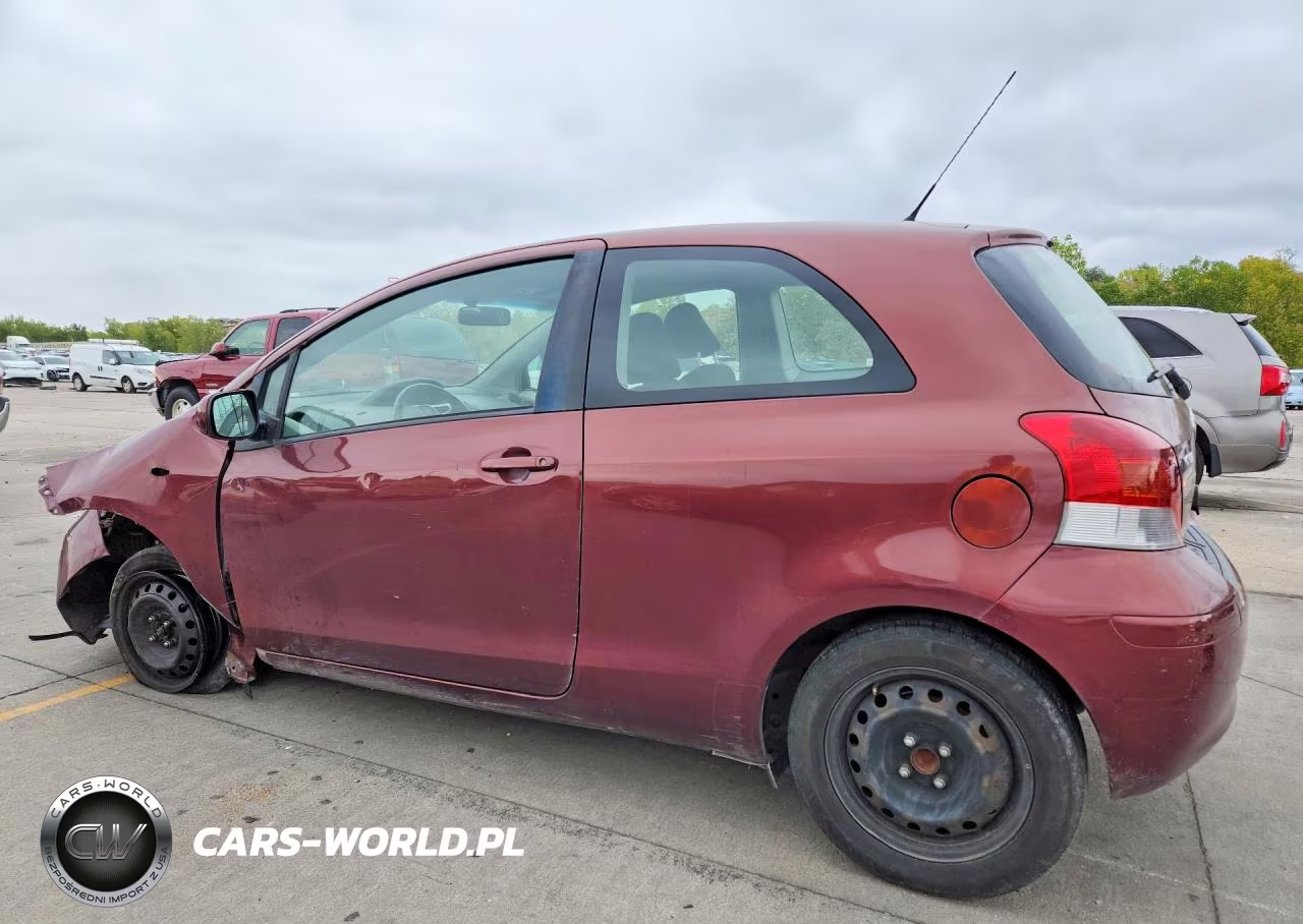 2009 Toyota Yaris Base VIN:JTDJT903X95248458 - 2