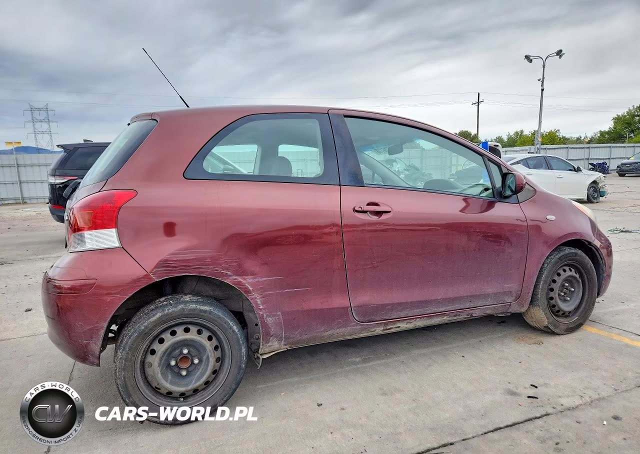 2009 Toyota Yaris Base VIN:JTDJT903X95248458 - 3