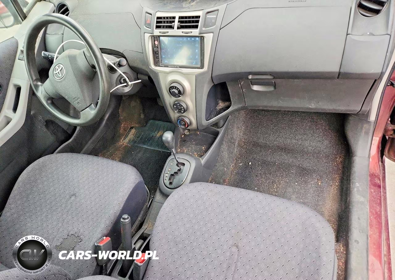 2009 Toyota Yaris Base VIN:JTDJT903X95248458 - 8