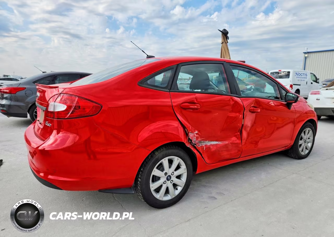 2013 Ford Fiesta Se VIN:3FADP4BJ2DM225393 - 3