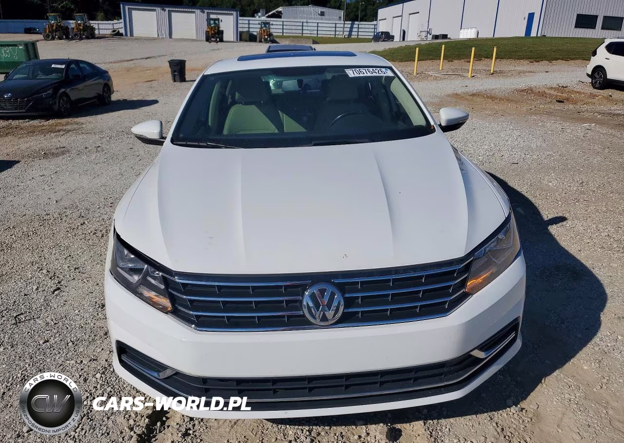 2019 Volkswagen Passat Wolfsburg VIN:1VWLA7A33KC003467 - 5
