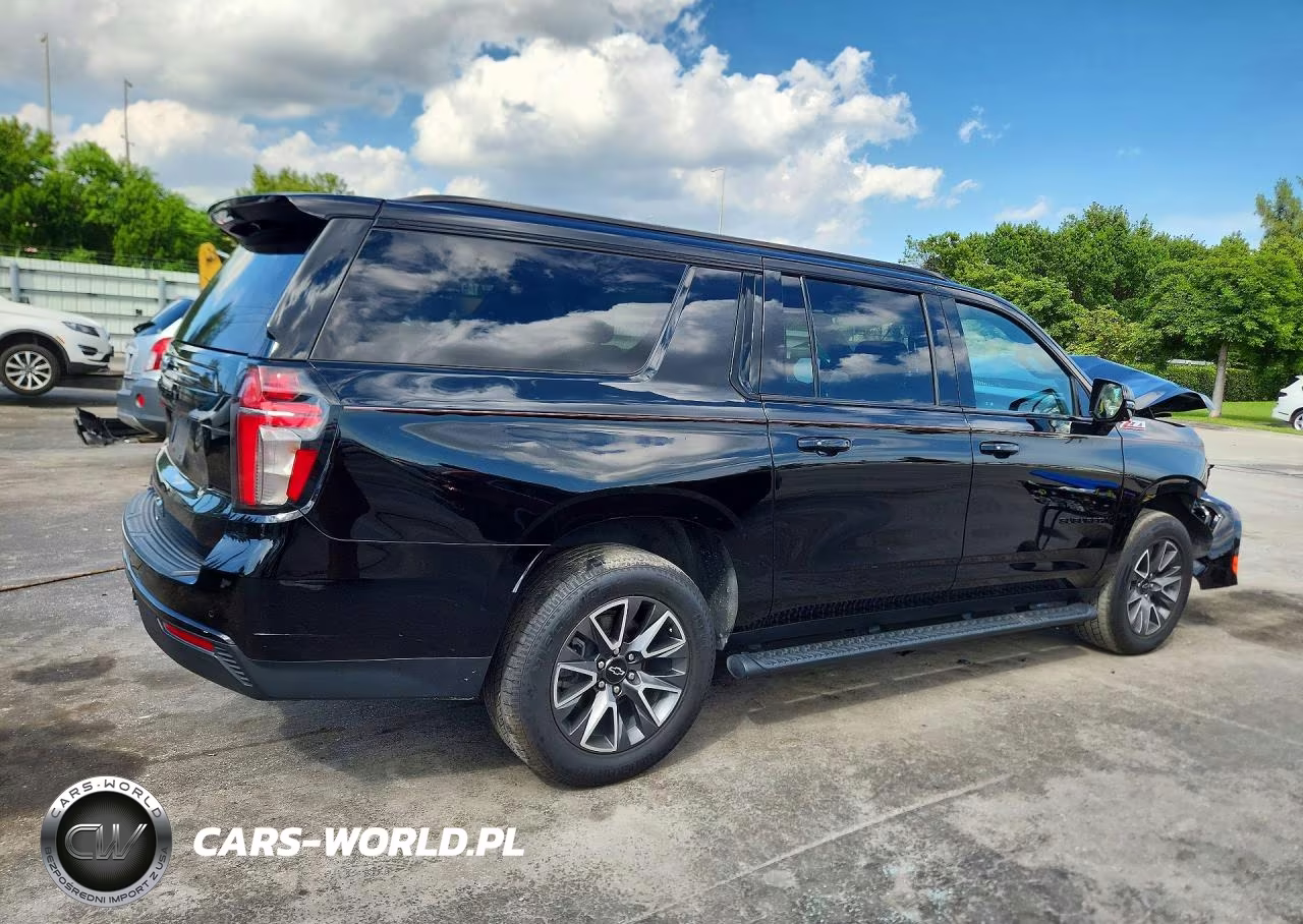 2023 Chevrolet Suburban K1500 Z71 VIN:1GNSKDKD6PR202252 - 3