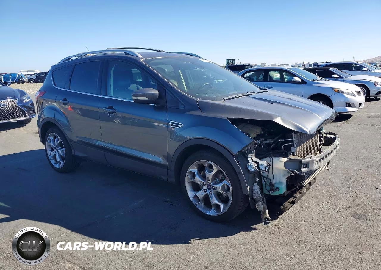 2015 Ford Escape Titanium VIN:1FMCU0J94FUA63226 - 4
