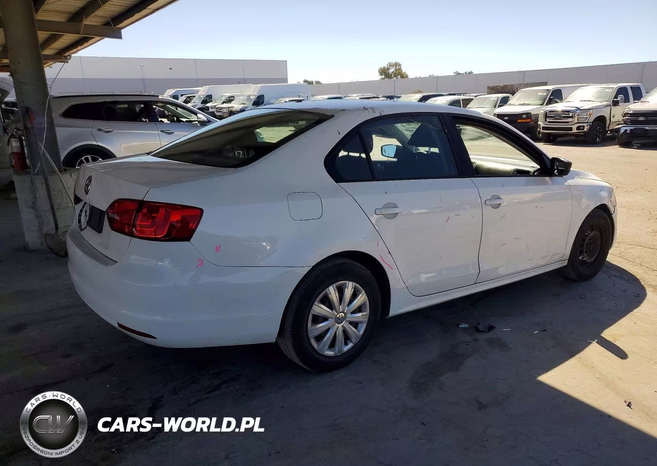 2011 Volkswagen Jetta Base VIN:3VW2K7AJ2BM336409 - 3