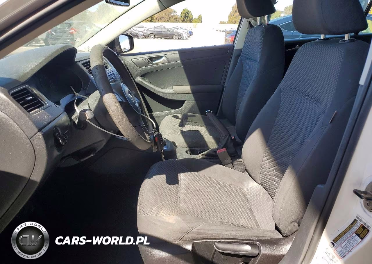 2011 Volkswagen Jetta Base VIN:3VW2K7AJ2BM336409 - 7