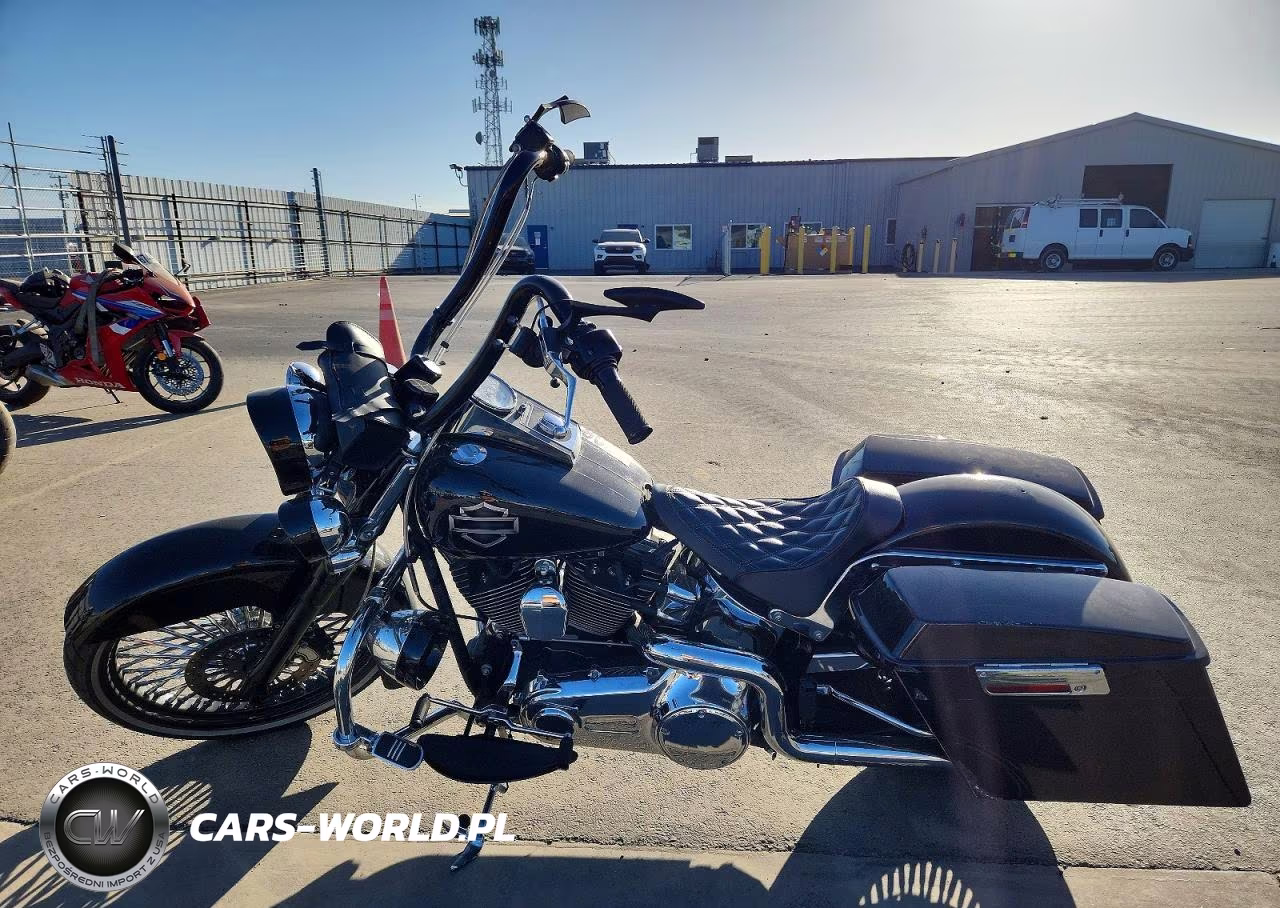 2011 Harley-Davidson Flstn VIN:1HD1JD532BB019716 - 3