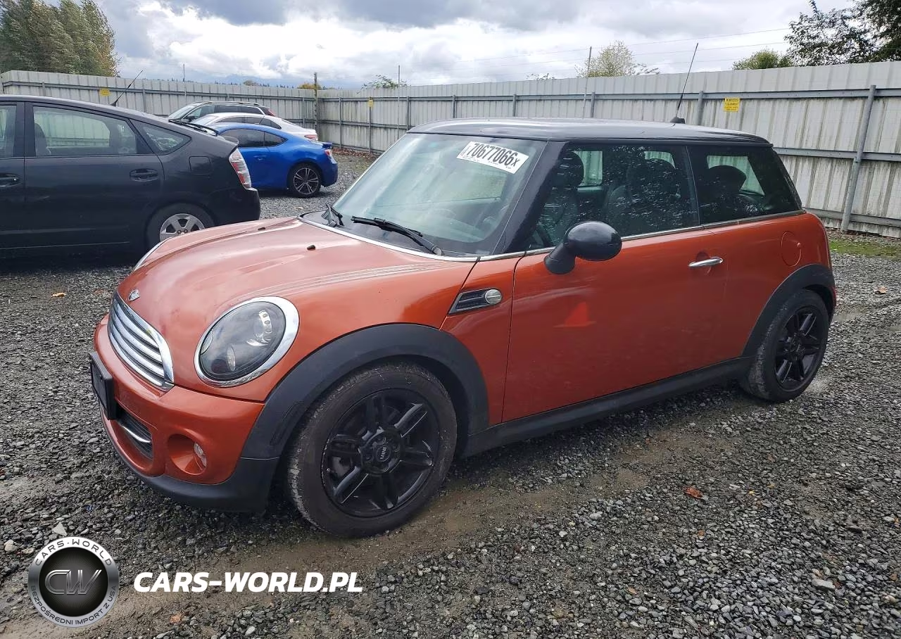 2013 Mini Cooper VIN:WMWSU3C59DT545282 - 1