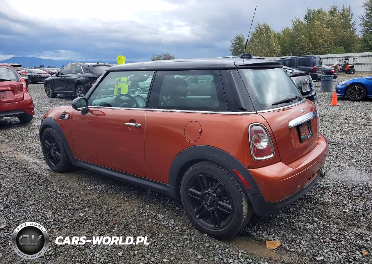 2013 Mini Cooper VIN:WMWSU3C59DT545282 - 2