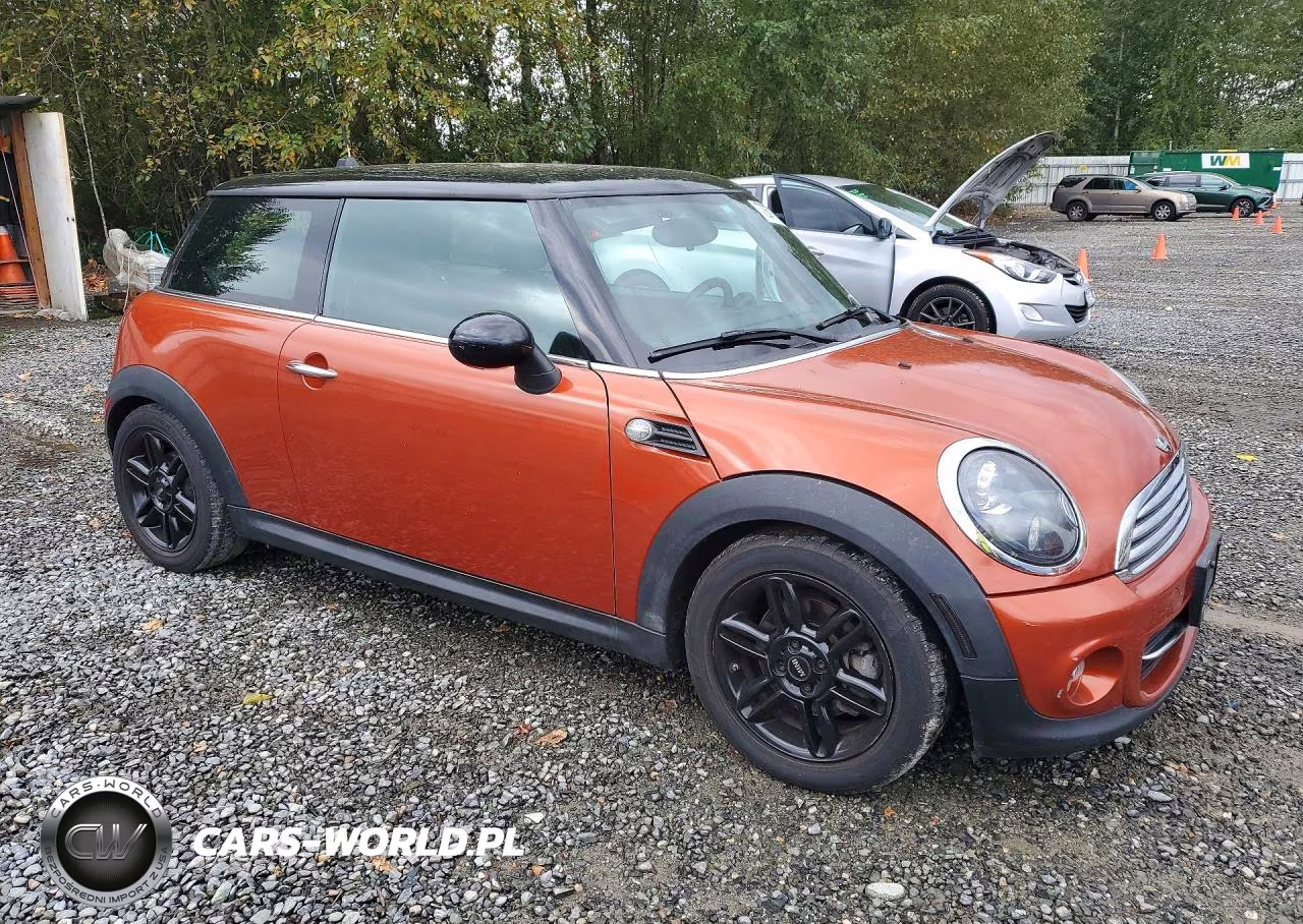 2013 Mini Cooper VIN:WMWSU3C59DT545282 - 4