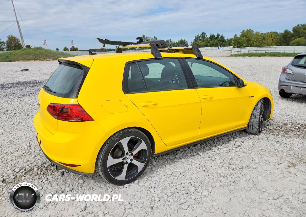 2015 Volkswagen Gti VIN:3VW5T7AU6FM017072 - 3