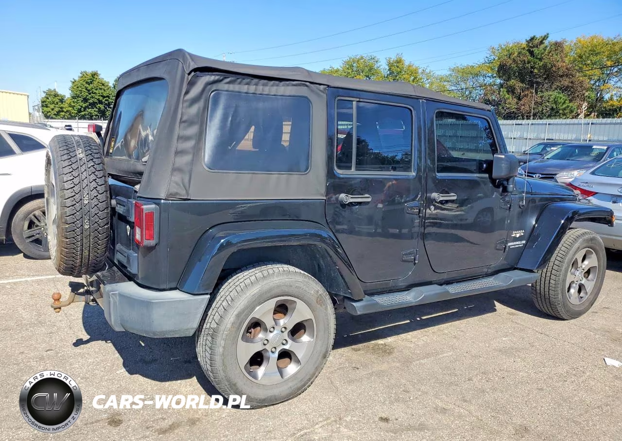 2017 Jeep Wrangler Unlimited Sahara VIN:1C4BJWEGXHL605636 - 3
