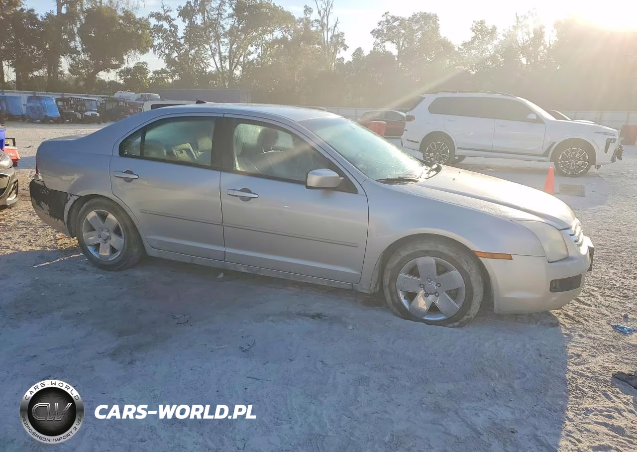 2007 Ford Fusion Se VIN:3FAHP07Z57R223704 - 4
