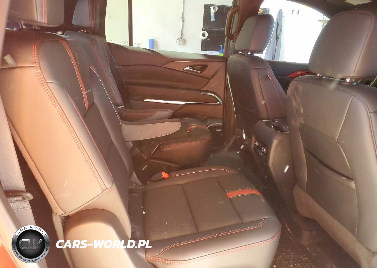 2024 Chevrolet Traverse Rs VIN:1GNERLKS1RJ173844 - 11