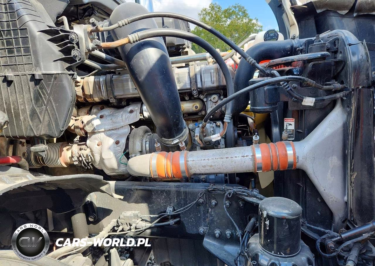 2018 Freightliner Cascadia 126 Semi Truck VIN:3AKJHHDR4JSJP4493 - 11
