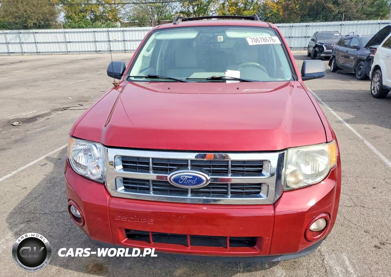 2010 Ford Escape Xlt VIN:1FMCU9D71AKC82700 - 5