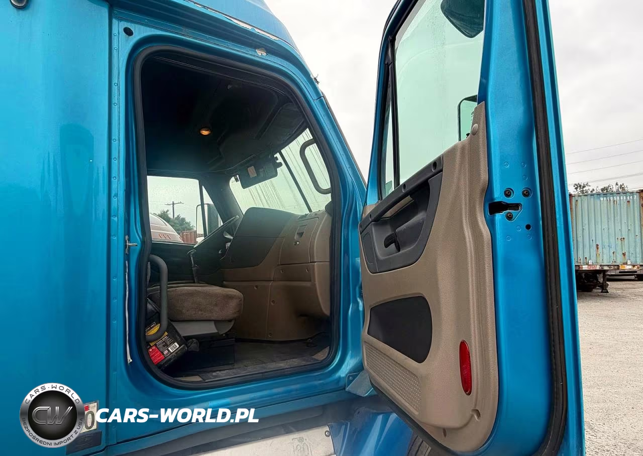 2012 Freightliner Cascadia Semi Truck VIN:1FUJGLDR6CSBE2508 - 5