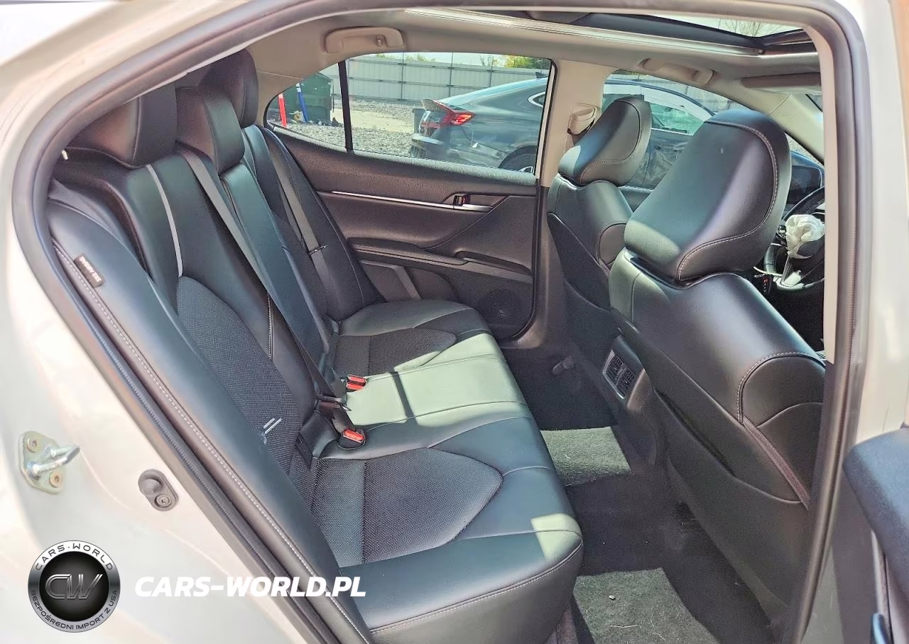 2022 Toyota Camry Xse VIN:4T1K61BK8NU063631 - 10