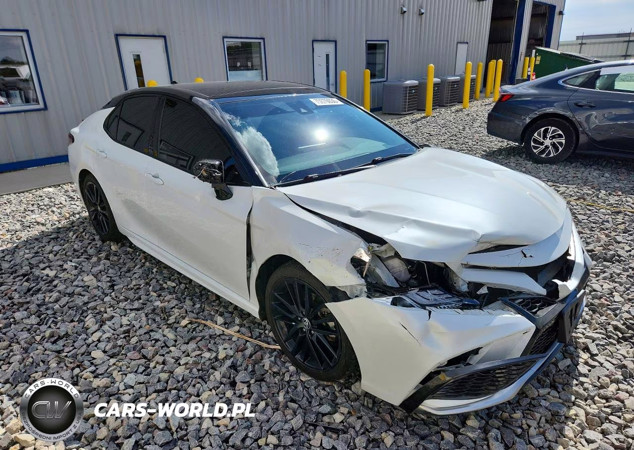 2022 Toyota Camry Xse VIN:4T1K61BK8NU063631 - 4