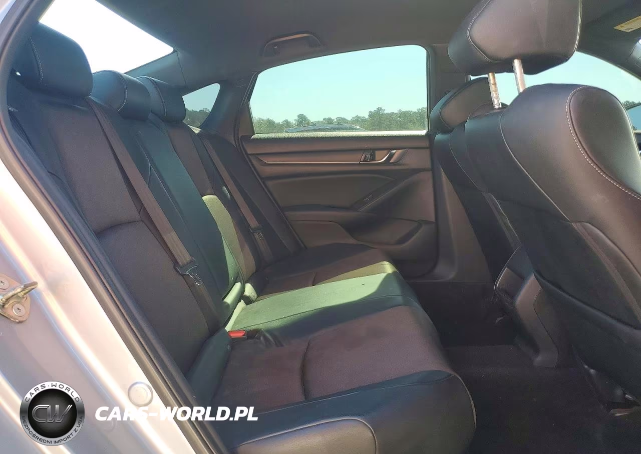 2018 Honda Accord Sport VIN:1HGCV1F36JA150732 - 10