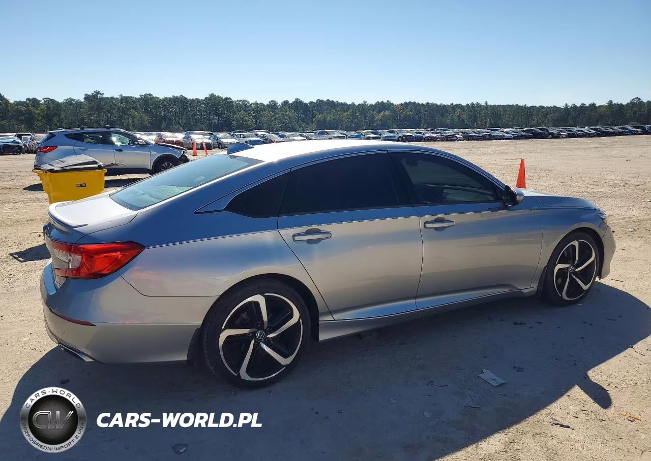 2018 Honda Accord Sport VIN:1HGCV1F36JA150732 - 3
