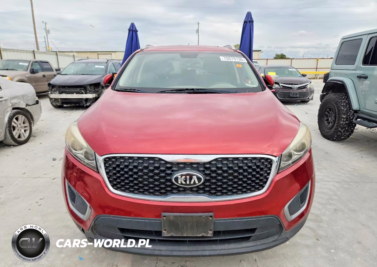 2017 Kia Sorento Lx VIN:5XYPG4A30HG218648 - 5