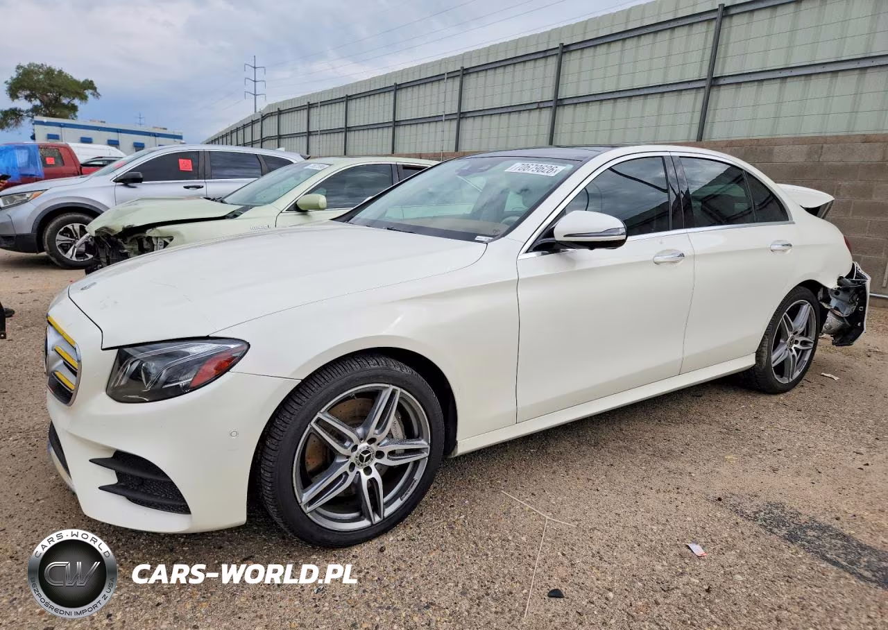 2017 Mercedes-Benz E 300 4Matic VIN:WDDZF4KB9HA256192 - 1