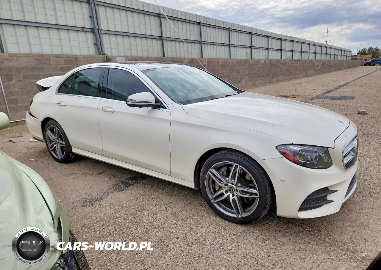 2017 Mercedes-Benz E 300 4Matic VIN:WDDZF4KB9HA256192 - 4