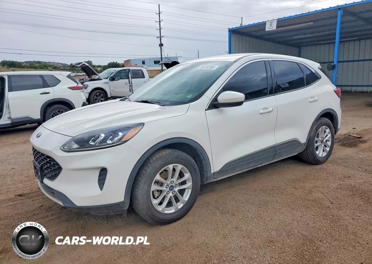 2020 Ford Escape Se